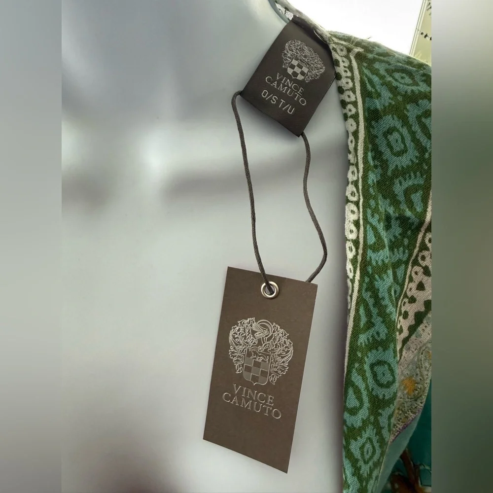 Vince Camuto Floral Kimono in Green and Multicolor - Picture 6 of 7